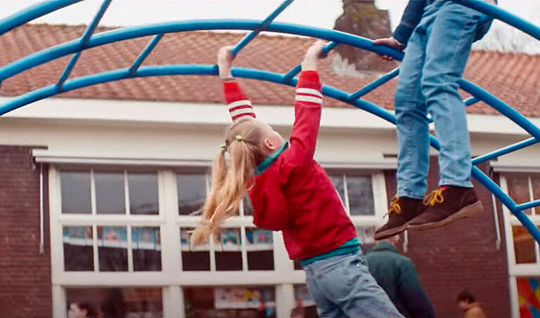 Nieuwste commercial Calvé pindakaas met Esther Vergeer
