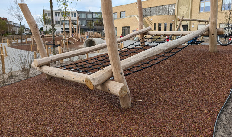 Horizontaal net met Tigermulch