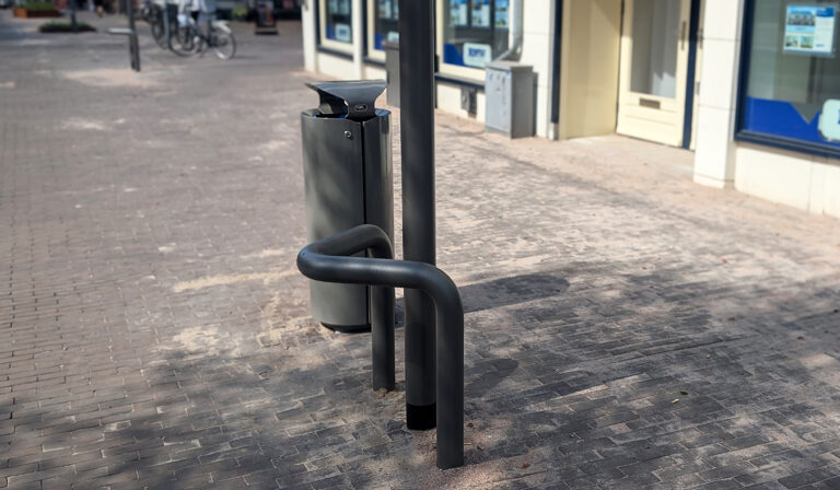 Beschermbeugel voor lichtmasten